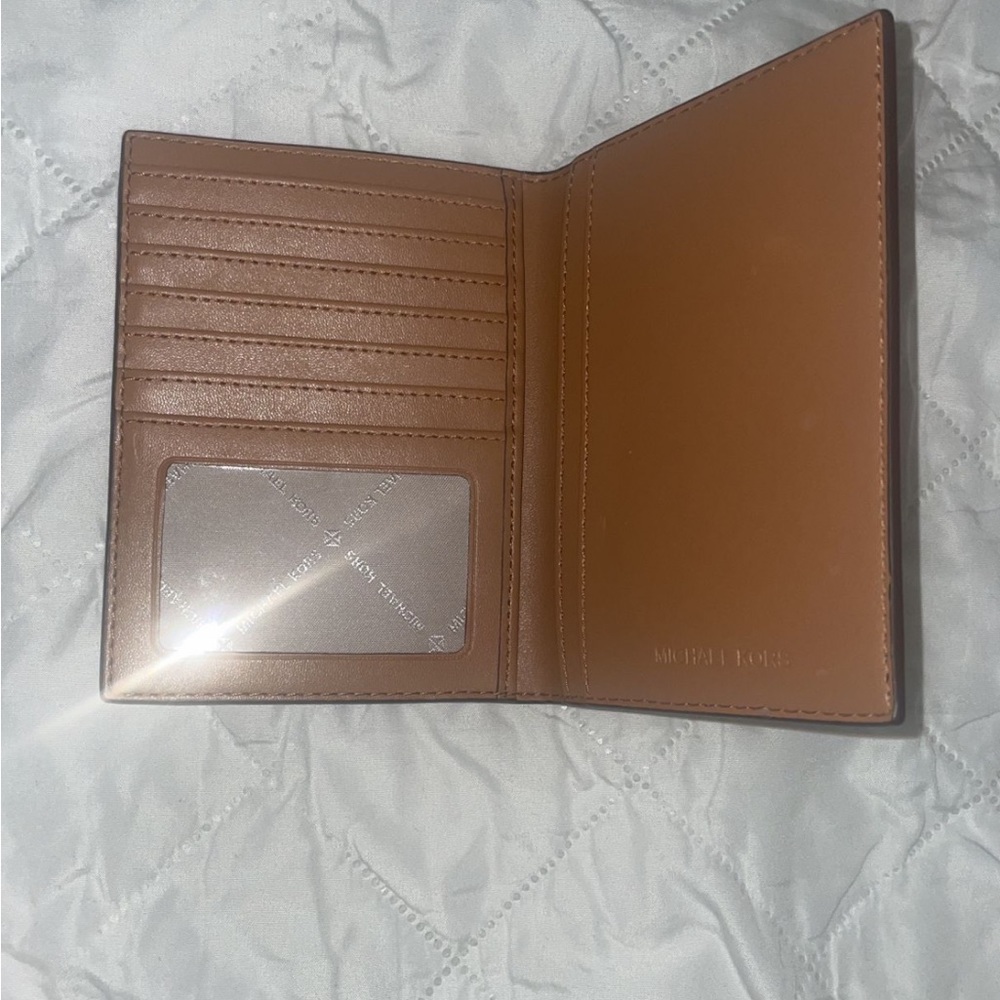 New Mens Michael Kors Wallet - Picture 3 of 3